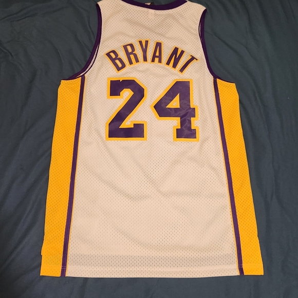Kobe Bryant Adidas Lakers Adidas NBA Jersey - Size Medium - Picture 2 of 7